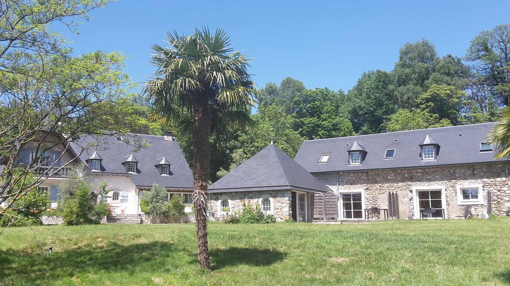 La Maison D'En O Hotel Bagneres-de-Bigorre Bagian luar foto